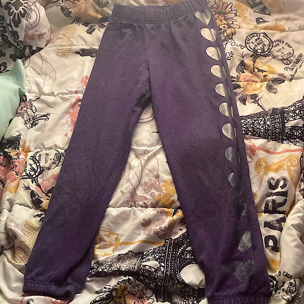 Girls sweatpants in good condition.